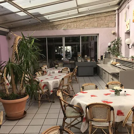 Le Patio De La Dordogne Souillac