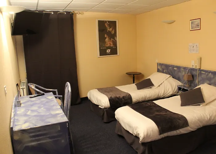 Le Patio De La Dordogne מלון 3*