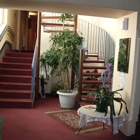 Le Patio De La Dordogne Hotel