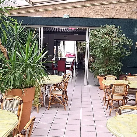 Hotel Le Patio De La Dordogne 3*