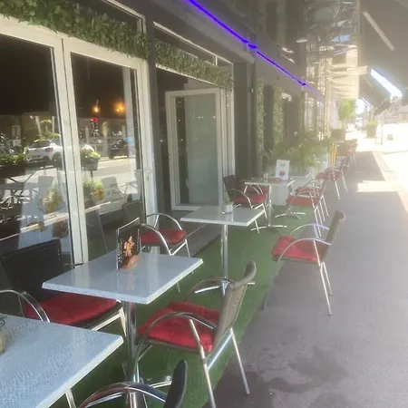 Le Patio De La Dordogne Souillac