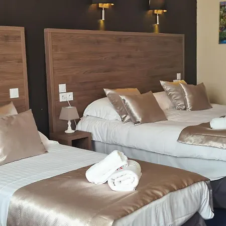 Le Patio De La Dordogne Hotel 3*
