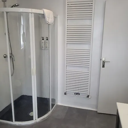 Le Patio De La Dordogne מלון 3*